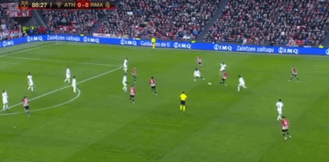 个人开发者斩获千万流水的首个产品，居然是一款不用充钱的“氪金游戏”