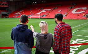 体图：厄兹詹将自由身离队，多特原本能用他加1000万签谢尔基