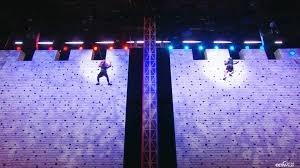 布兰登·劳攻守两端贡献